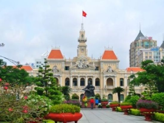 ホーチミンまるごと終日市内観光 (昼食付き)