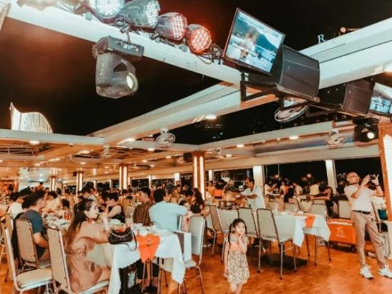 魅力満載のディナークルーズ「ベンゲークルーズ」　ライブ演奏＆ショーで盛り上がる船上ディナー＜ホーチミン発＞