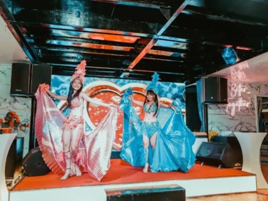 魅力満載のディナークルーズ「ベンゲークルーズ」　ライブ演奏＆ショーで盛り上がる船上ディナー＜ホーチミン発＞