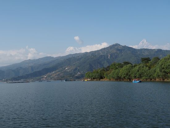Nepal_Pokhara_Fewa Lake_pixta_134008048_M