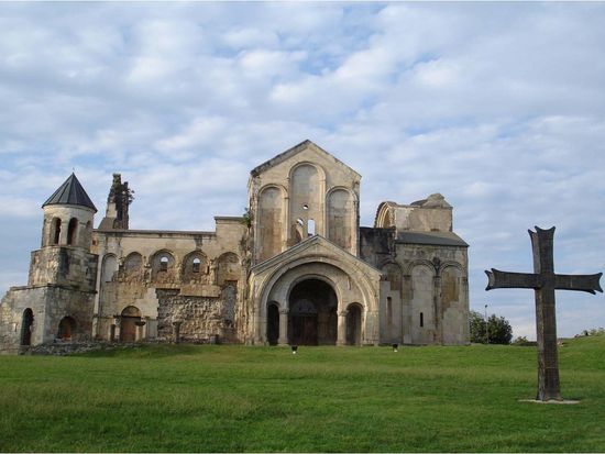 ﾊﾞｸﾞﾗﾃｨ大聖堂