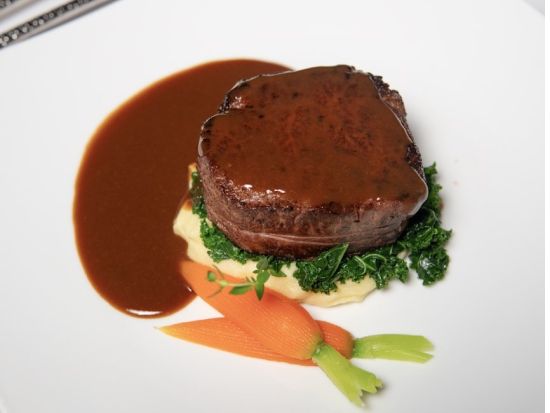 ハロン湾大満喫！ ハロン湾クルーズ1泊2日とドラゴンパール洞窟ショー