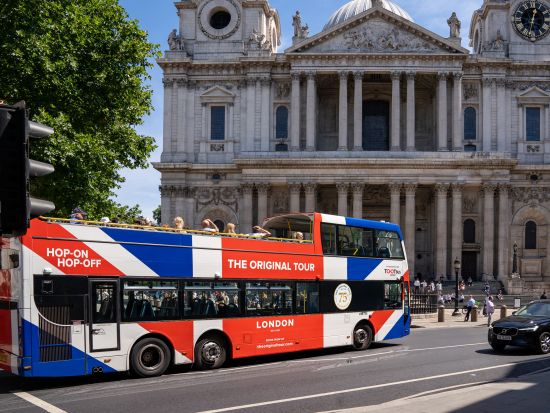 乗り降り自由！サステナブル市内観光バス＋テムズ川遊覧ボート＋街歩きアプリ＜1日券/２日券/3日券＞