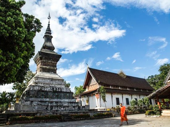 Wat-Thatluang-14-1024x683