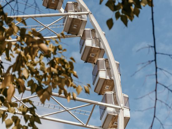 budapest-eye-ferris-wheel-in-city-of-budapest-in-h-2026-03-19-10-39-13-utc