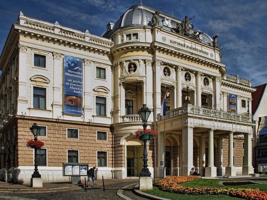 peter89ba-bratislava-2544039_1920