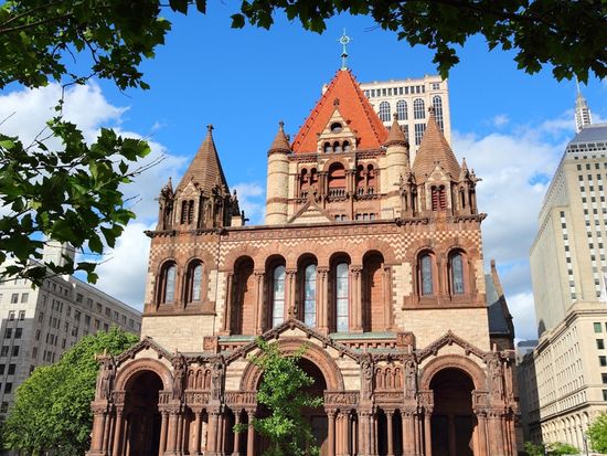 USA_Boston_Trinity Church_shutterstock_408148495