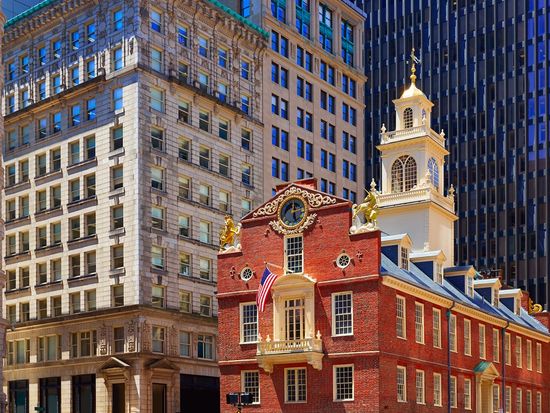 Old State House buiding_shutterstock_274194236