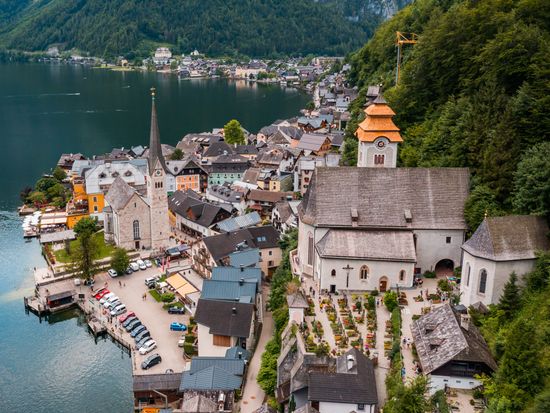 aerial-panoramic-view-of-the-famous-old-town-halls-2026-01-06-11-04-50-utc