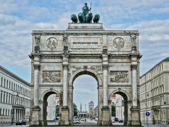 wdreblow0-munich-798652