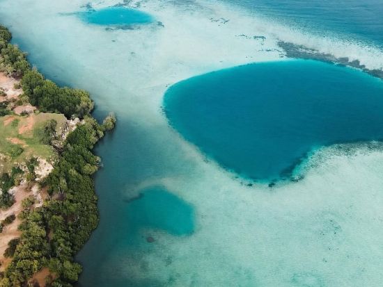 アジア最後の秘境 世界自然遺産 "コモド国立公園"・2泊3日ツアー