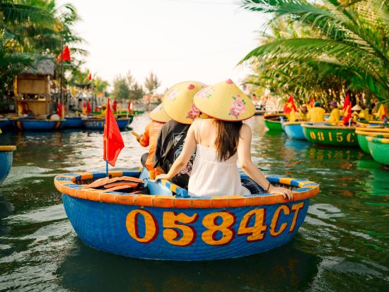 世界遺産ホイアン満喫ツアー　ドラゴンブリッジファイヤーショーも楽しめる ＜ホイアン3大名物ディナー付き／日本語ガイド＞​