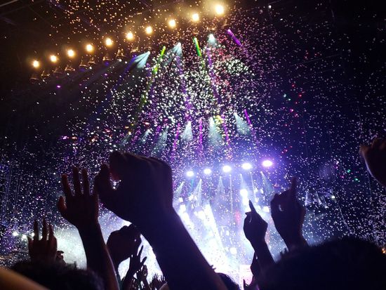 Music_Concert_pixta_57582164_M