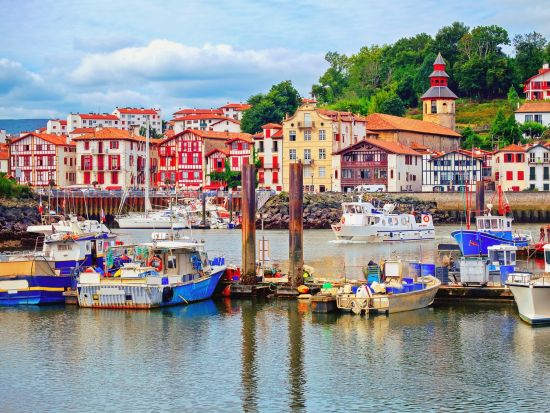 【8・9月限定！】フランス＆スペイン2か国1日ツアー　フレンチバスク3都市＋オンダリビア＜日本語アシスタント／サンセバスチャン発＞