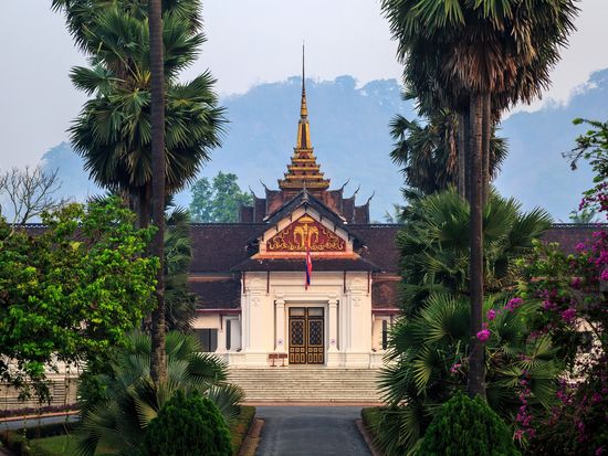 Laos_Luang Prabang_National Museum_AdobeStock_193256154