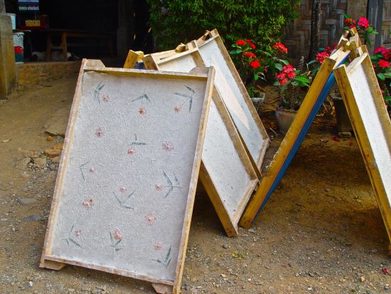 ルアンパバーン郊外貸切チャーターツアー ＜最大5名／8時間／英語ガイド＞