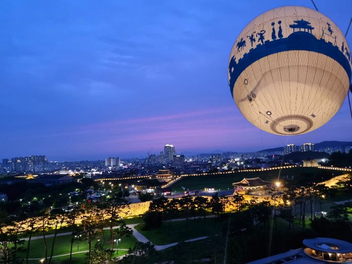 水原ナイトツアー 世界遺産水原華城のライトアップ＋夜景鑑賞＋熱気球