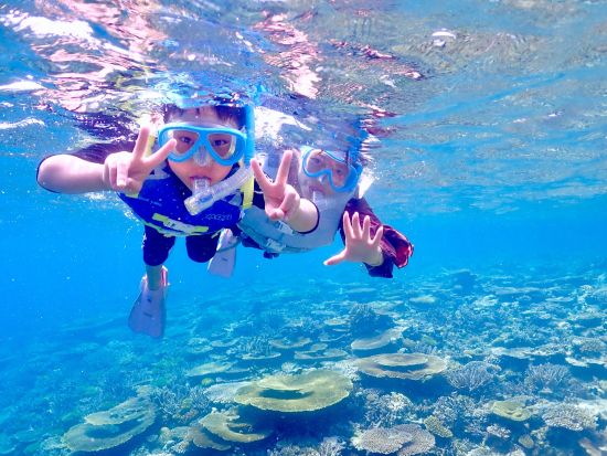 八重干瀬シュノーケリングツアー 世界屈指のサンゴ礁を大満喫◎ドローン＆水中写真無料プレゼント＜宮古島／約4時間＞