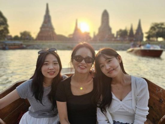 アユタヤ遺跡観光ツアー　歴史を巡る3大寺院＋黄金に輝くサンセットボート ＜英語ガイド／バンコク発着＞