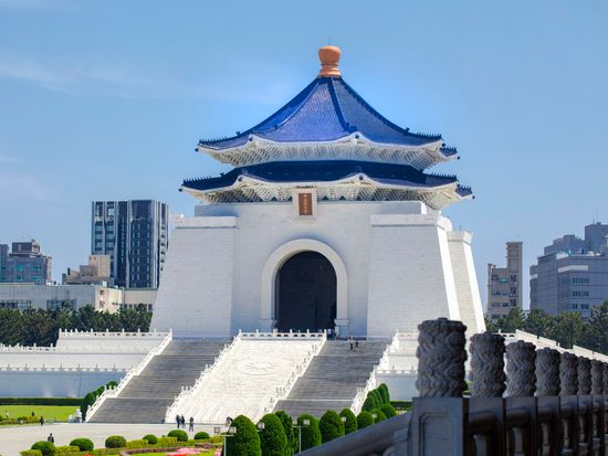 Taiwan_Taipei_National Chiang Kai_pixta_64169601_M
