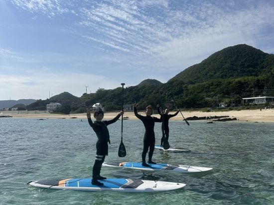 SUP体験 公認インストラクターがご案内！120分、150分、180分のコースから選択可能 ＜笠利町＞by KAZBO Surf and SUP