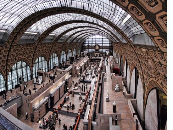 ベルサイユ宮殿＆庭園＋パリ市内 1日観光ツアー　オルセー美術館入場券付き　ランチ付きプランあり＜英語ガイド＞