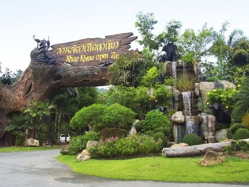 main-attraction-image