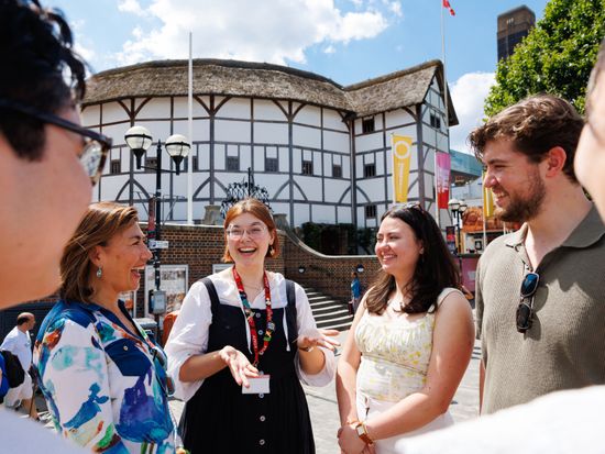 シェイクスピア・グローブ座（Shakespeare's Globe）見学ツアー＜英語ガイド／ロンドン発＞の写真1
