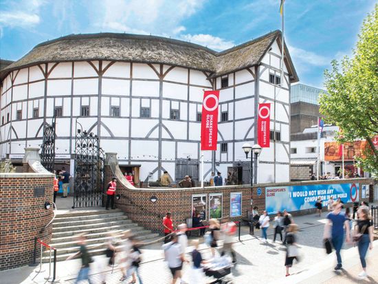 シェイクスピア・グローブ座（Shakespeare's Globe）見学ツアー＜英語ガイド／ロンドン発＞の写真3