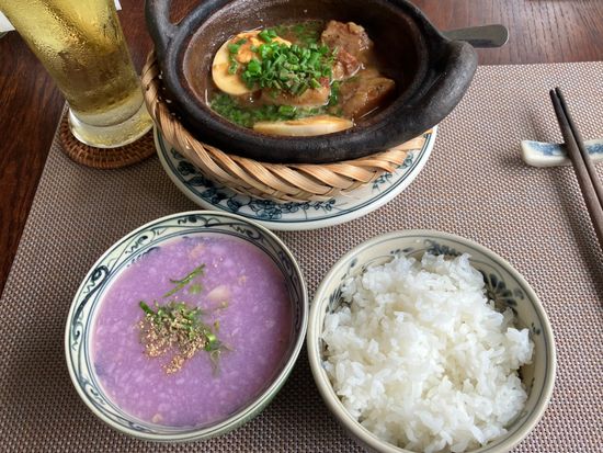 ベトナム風　豚の角煮＋ごはん＋（紫）ヤマイモのスープ