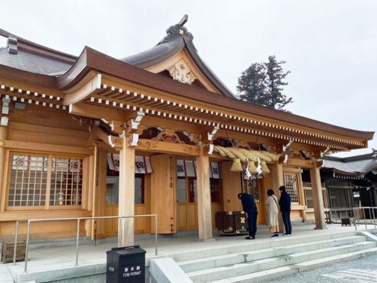 路線バスで行く！阿蘇山上＆阿蘇神社周遊ツアー　あか牛＆白豚ハンバーグ食べ比べランチ付き ＜1日／熊本駅・桜町バスターミナル・熊本空港発＞