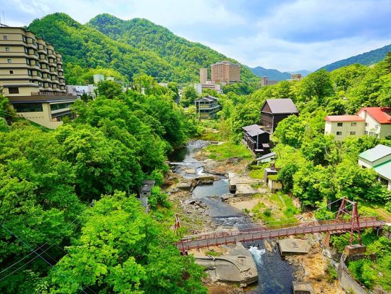 札幌発 ニセコ観光日帰りバスツアー 羊蹄山絶景＋高橋牧場＋温泉散策 ビュッフェランチ付き＜5～10月／札幌駅北口発着＞