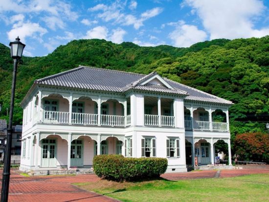 福岡発日帰り天草バスツアー 特急A列車で行こうの列車旅とオーシャンビュー旬魚ランチ＋三角西港＜昼食付＞