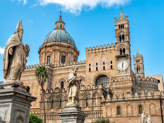 Italy_Sicily_Palermo_Palermo Cathedral_AdobeStock_190795837