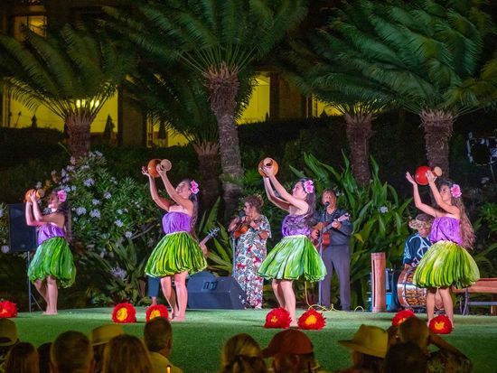 grand_hyatt_kauai_luau05