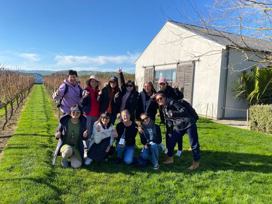CHN-MFHDT feature image (wine tasting at a vineyard) low res