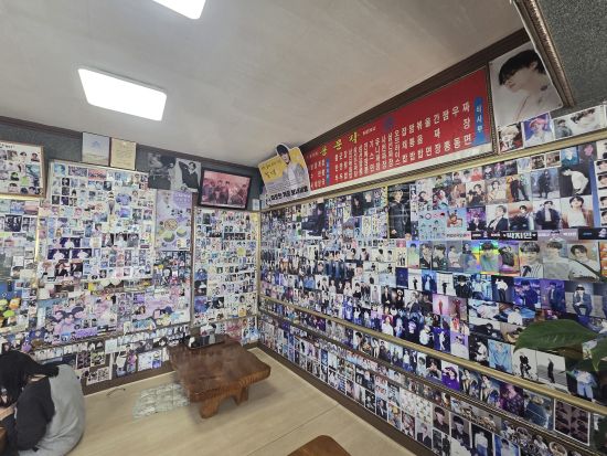 【6月限定】釜山BTS ARMY聖地巡礼ツアー　13年間の魔法＆メンバー家族のカフェ ＜1名参加OK／選べる出発地／英語ガイド＞