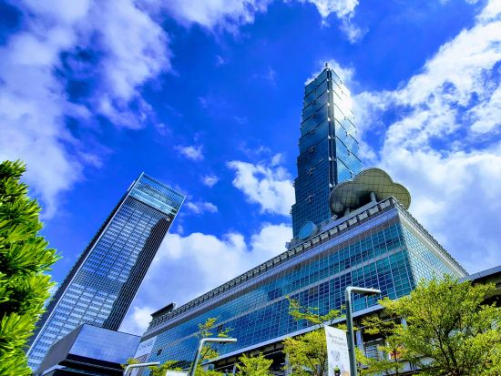 台北市内or近郊チャーター観光　マイクロバスまたは大型バス貸切で自由旅＜3時間～／8～42名／中国語ドライバー／日本語ガイドオプション有り／台北発＞
