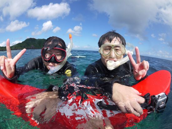 1日ボートシュノーケリング ウミガメ・マンタ・黒島・パナリから選べる海満喫ツアー 八重山ブルーと絶景サンゴ礁を堪能しよう♪＜石垣島／昼食付／約8時間＞