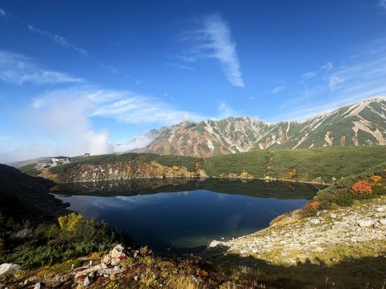 金沢発着 立山黒部アルペンルート・立山日帰りバスツアー　黒部ダム・黒部湖・大観峰なども見学可能なたっぷり4時間半フリータイム！＜8月～10月＞