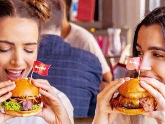 ハードロックカフェ ヤンキースタジアム食事券　2コースまたは3コースのアメリカンミールを満喫