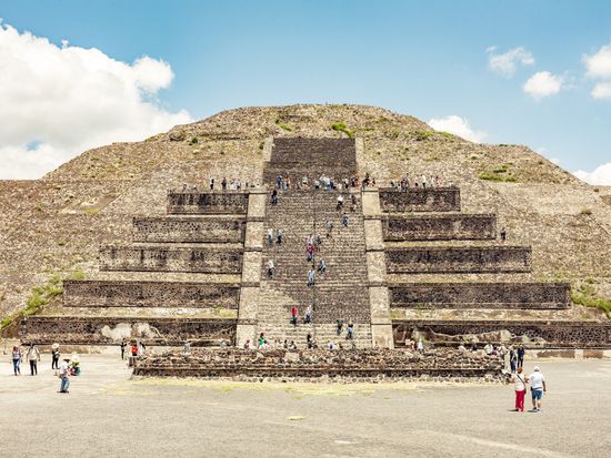 【クイーン・エリザベス利用者向け】カリブ海クルーズ対応現地ツアー メキシコ＆グアテマラ周遊5日間 ＜日本語ガイド／カボサンルーカス港発プエルト・ケツァル着＞の写真2