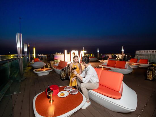 【夜景鑑賞】ハノイの夜 ～「Top of Hanoi」ワンドリンク付～