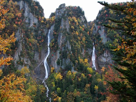 2007.10.10銀河・流星の滝1　層雲峡観光協会中嶋MR提供
