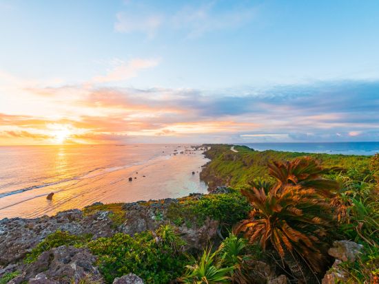 幻の島プロポーズ大作戦 夕暮れの絶景で叶える特別なサプライズ 忘れられない感動的な瞬間を演出＜無料送迎あり／石垣島＞