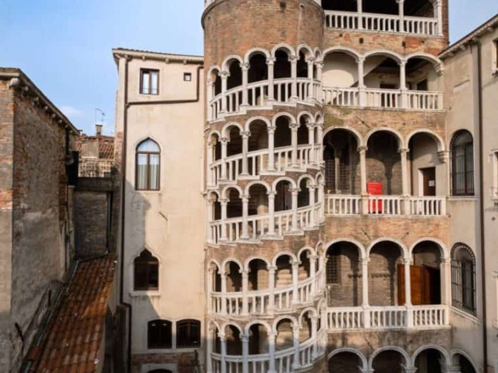 scala-contarini-del-bovolo 1