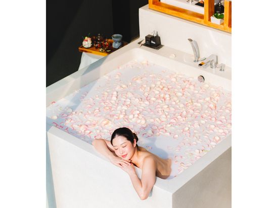 M Milk Bath-17