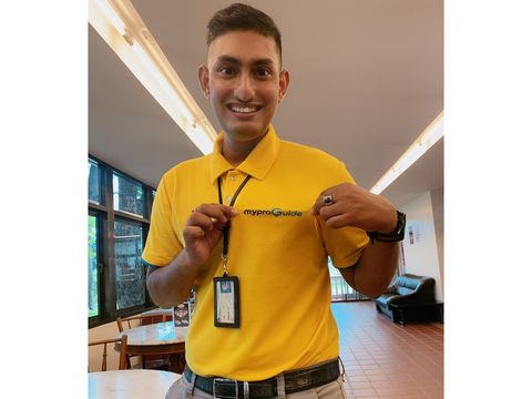Guide Uniform