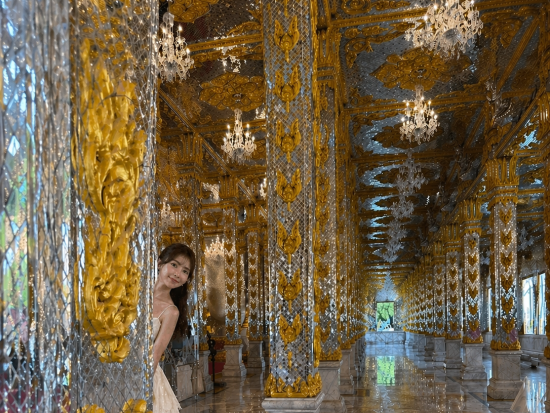 バンコクフォトジェニック半日観光ツアー ピンクガネーシャ＋タイの銀閣寺ワット・プッタ・プロムマヤーン＜午前／日本語ガイド／ボート体験付き＞