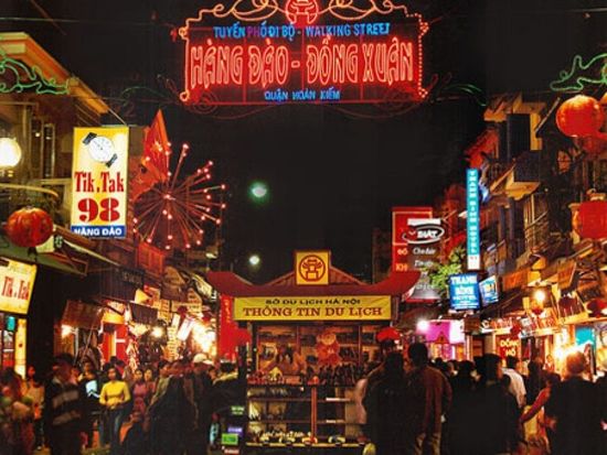 cho-dem-pho-co-ha-noi-0_1675064983